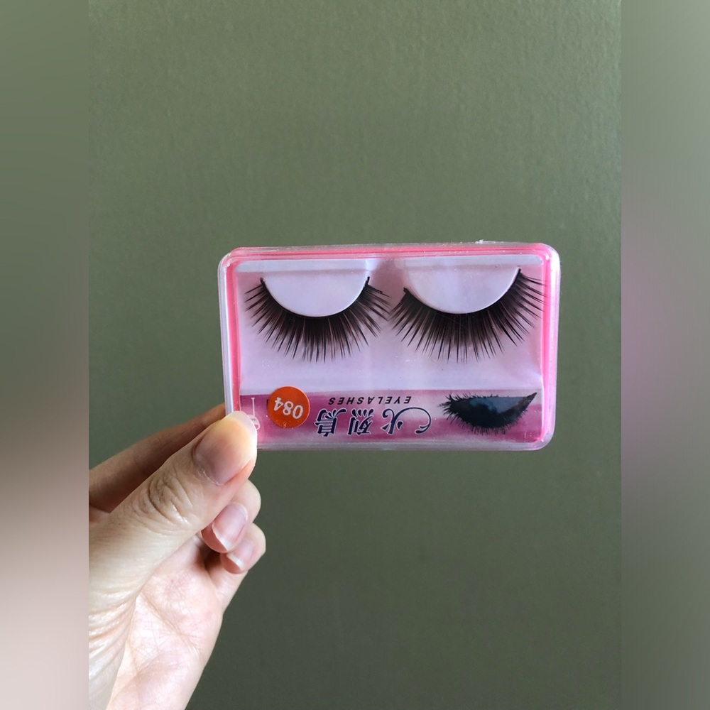New 084 Asian Black pair of faux false eyelashes